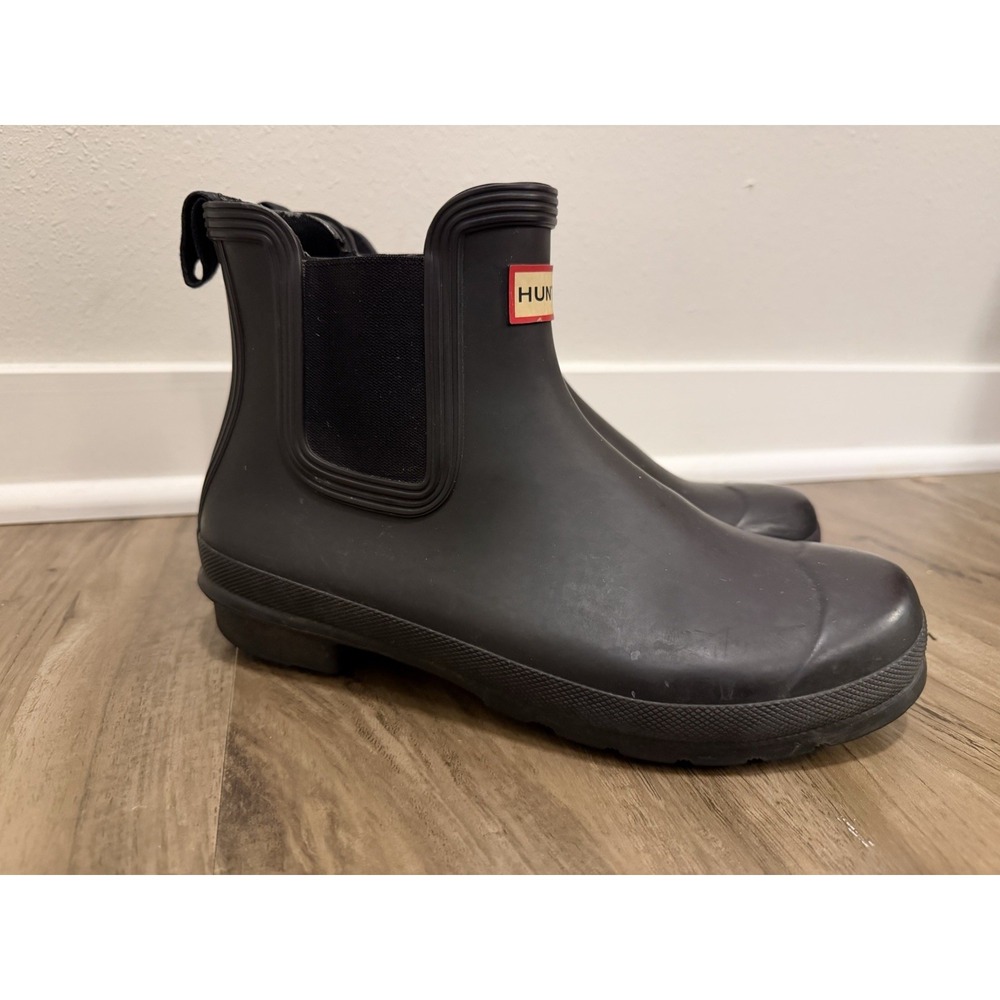 Hunter Women's Original Chelsea Waterproof Rain Boots, Black, Size 8 Matte - Picture 2 of 16